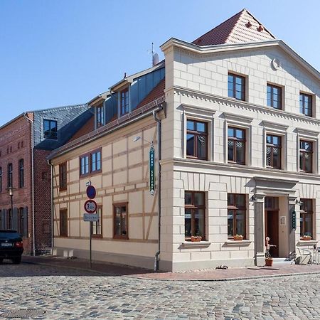 Hotel Und Restaurant Haus Sajons Plau am See Εξωτερικό φωτογραφία